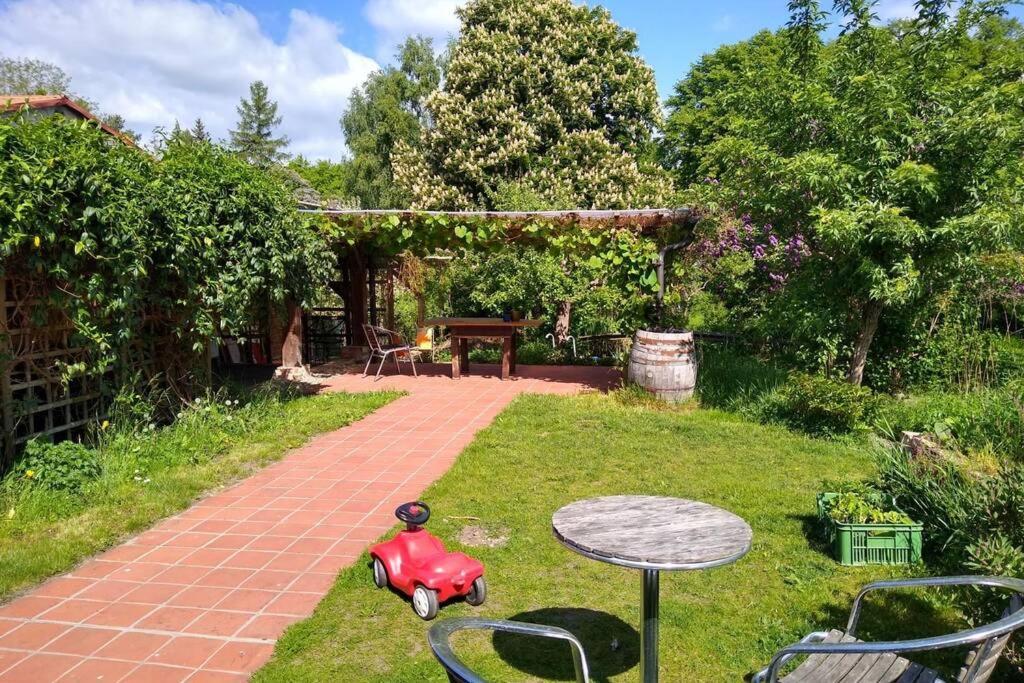 Ferienwohnung In Peetzig Am See Angermunde Bagian luar foto